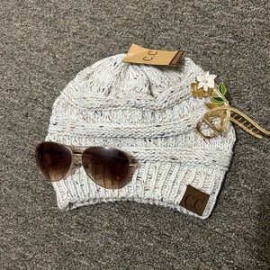 🛍️NWT CC Beanie🛍️